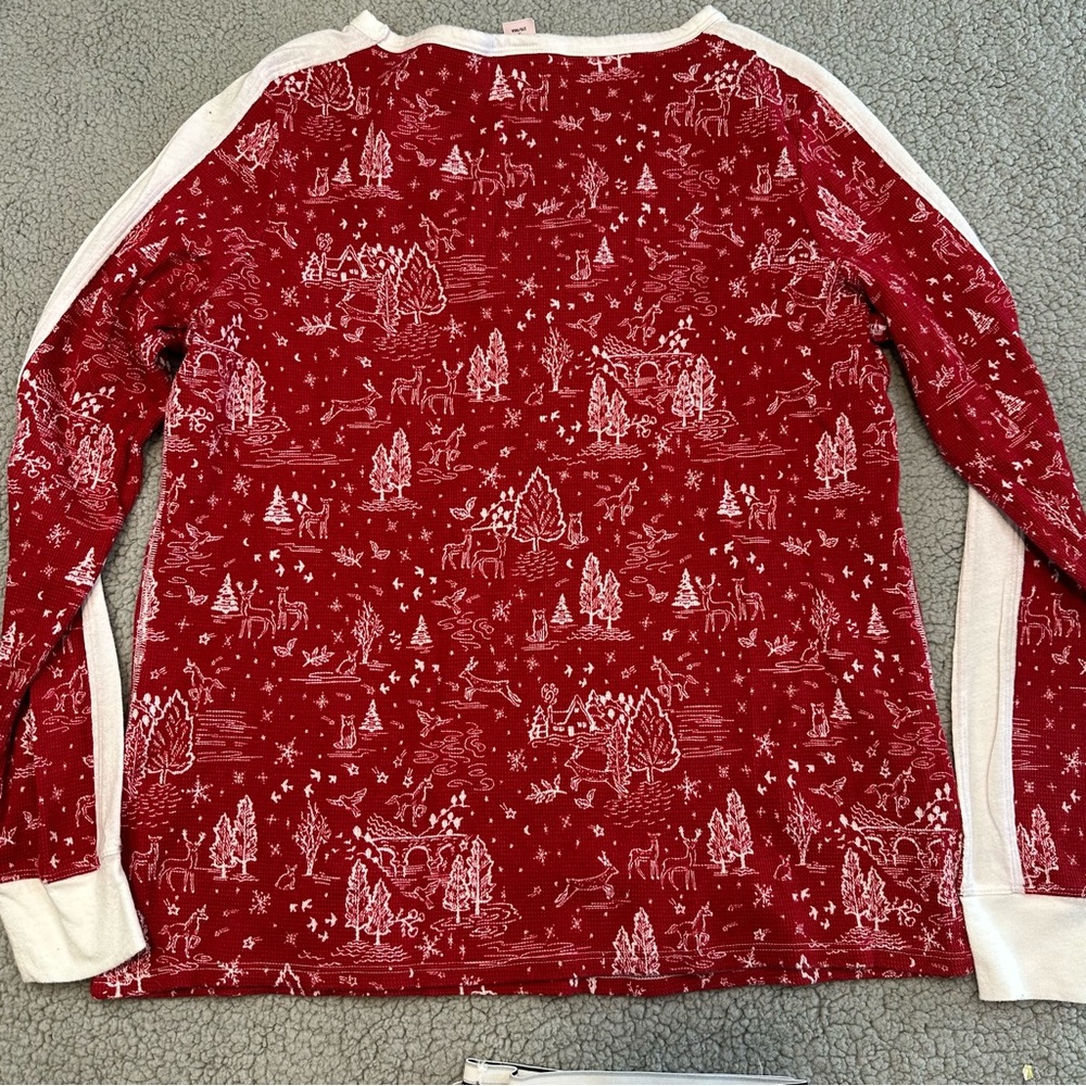 Victoria's Secret Women's Pajamas Medium Red Cream Winter Scene Print Holiday - Picture 5 of 10